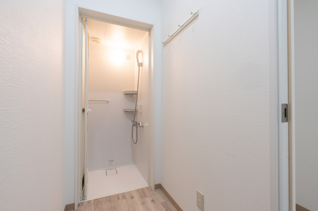 シャワールームの全体写真